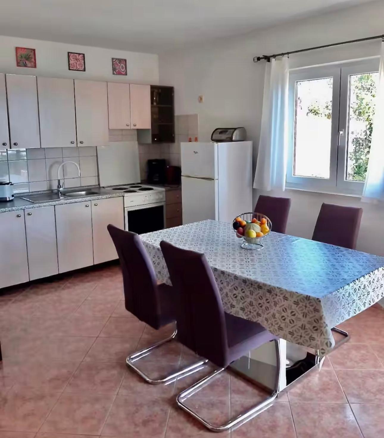Apartmani Attila Трогир Экстерьер фото